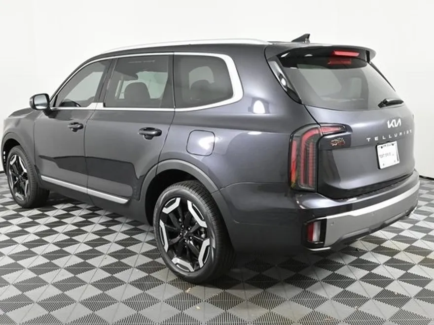 2025 Kia Telluride EX photo 1