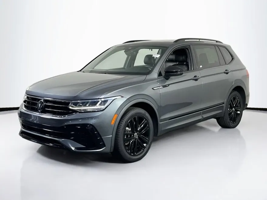 2022 Volkswagen Tiguan SE R-Line Black photo 1