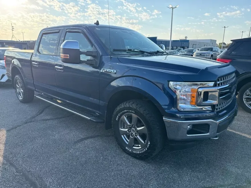 2020 Ford F-150 XLT photo 1