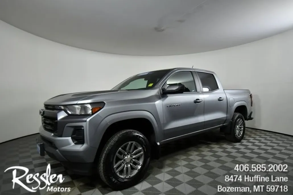 2024 Chevrolet Colorado LT photo 1