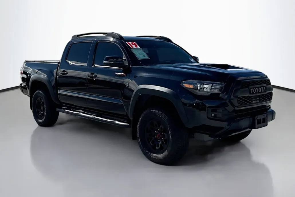 2019 Toyota Tacoma TRD Pro photo 1