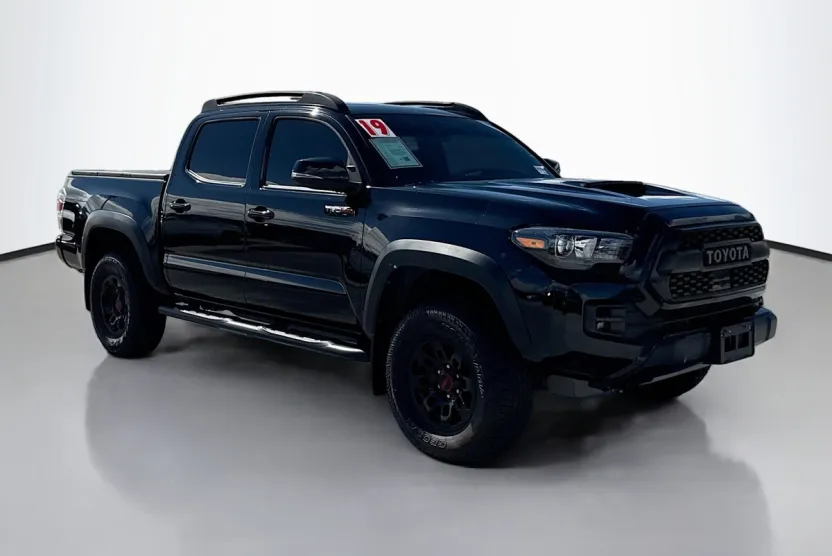 2019 Toyota Tacoma TRD Pro photo 1