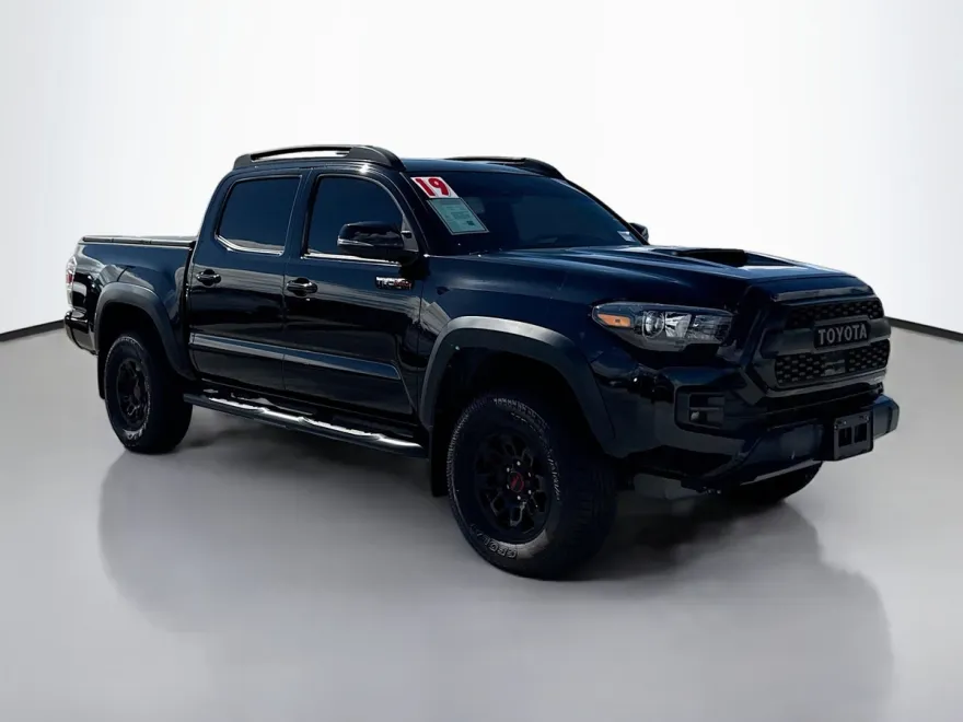 2019 Toyota Tacoma TRD Pro photo 1