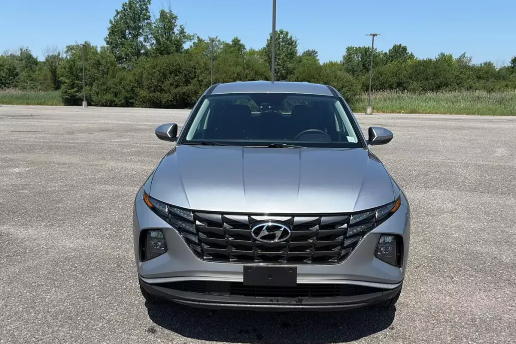 2023 Hyundai Tucson SE photo 1