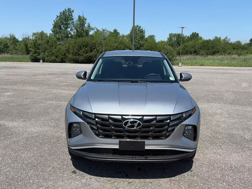 2023 Hyundai Tucson SE photo 1