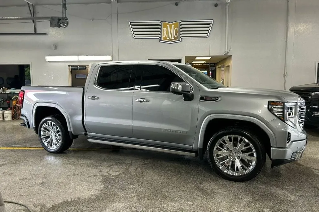 2023 Gmc Sierra 1500 Denali photo 1