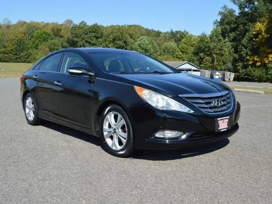 2013 Hyundai Sonata Limited photo 1