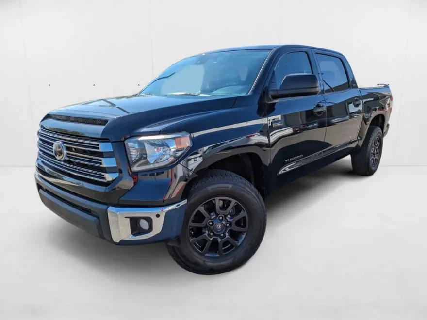 2021 Toyota Tundra SR5 CrewMax photo 1