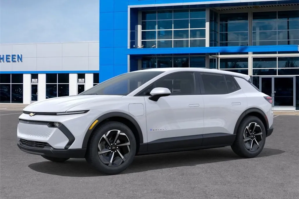2026 Chevrolet Equinox EV 1LT photo 1