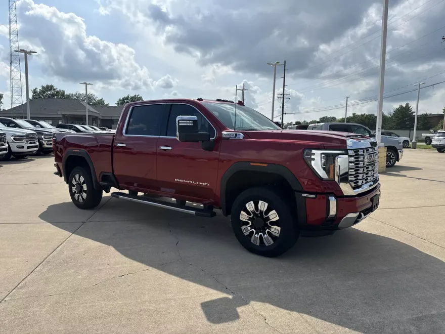 2024 Gmc Sierra 2500 HD Denali photo 1