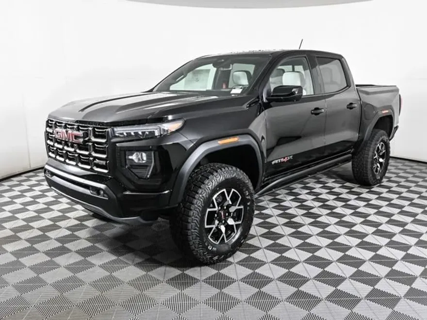 2025 Gmc Canyon AT4 photo 1