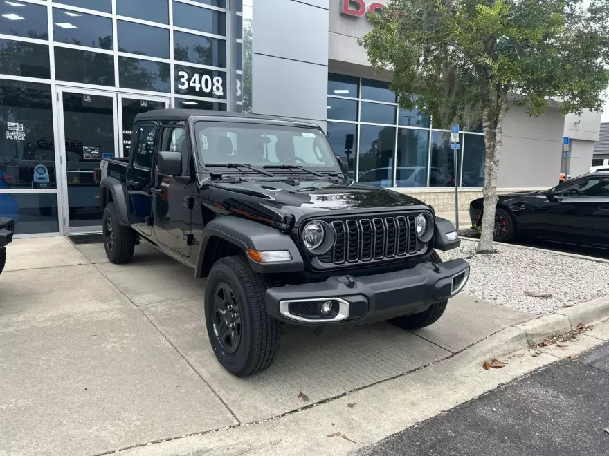 2025 Jeep Gladiator Sport photo 1