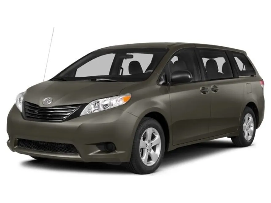 2014 Toyota Sienna L photo 1