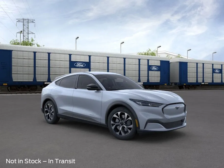2025 Ford Mustang Mach-E Select photo 1