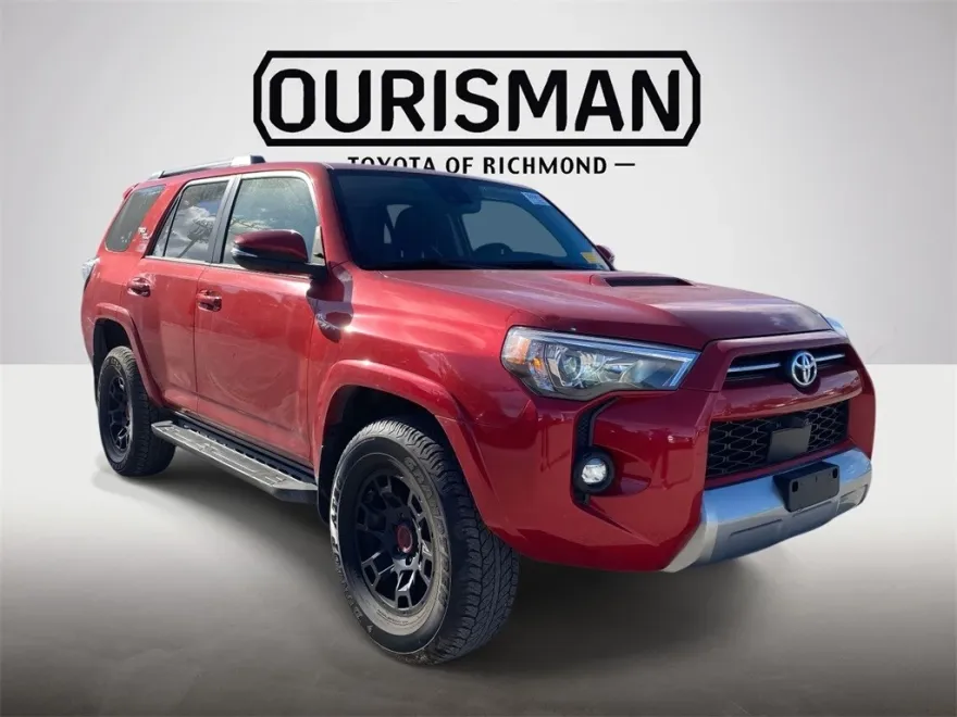 2024 Toyota 4Runner TRD Off-Road Premium photo 1
