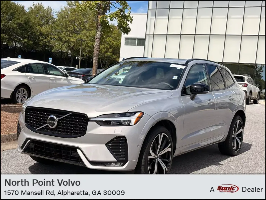 2023 Volvo XC60 B5 Ultimate photo 1