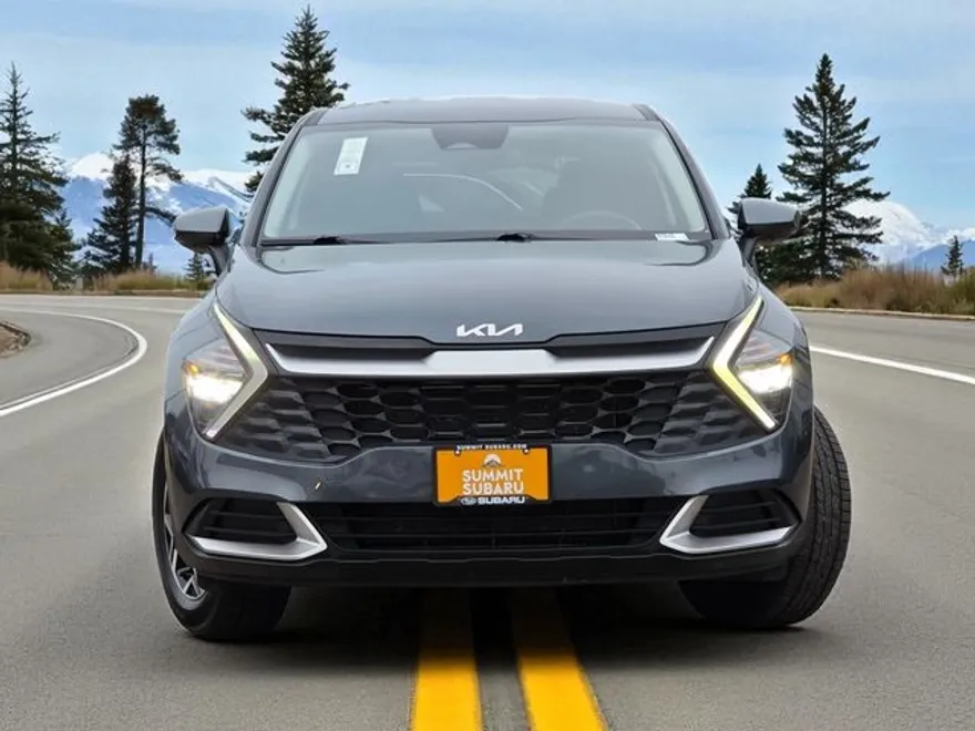2023 Kia Sportage LX photo 1