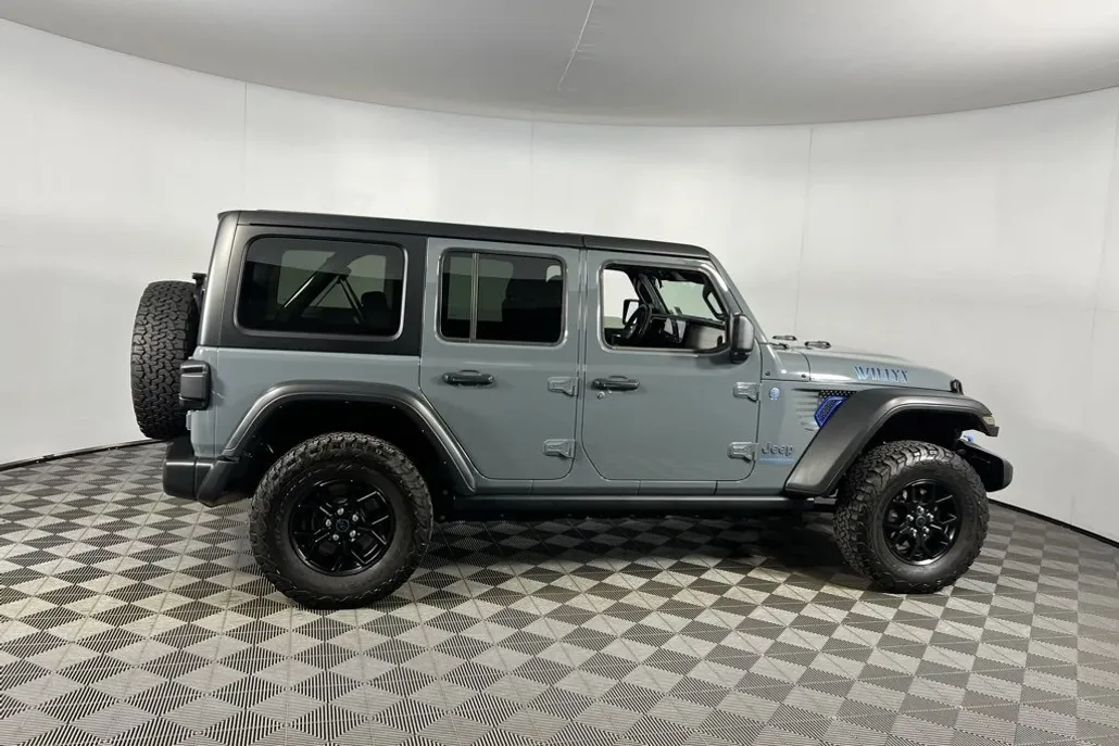 2024 Jeep Wrangler Willys 4xe photo 1