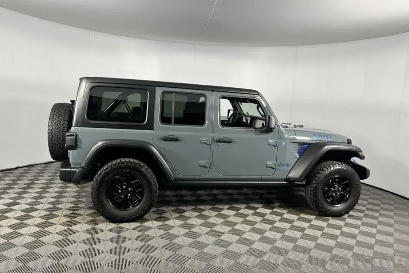 2024 Jeep Wrangler Willys 4xe photo 1