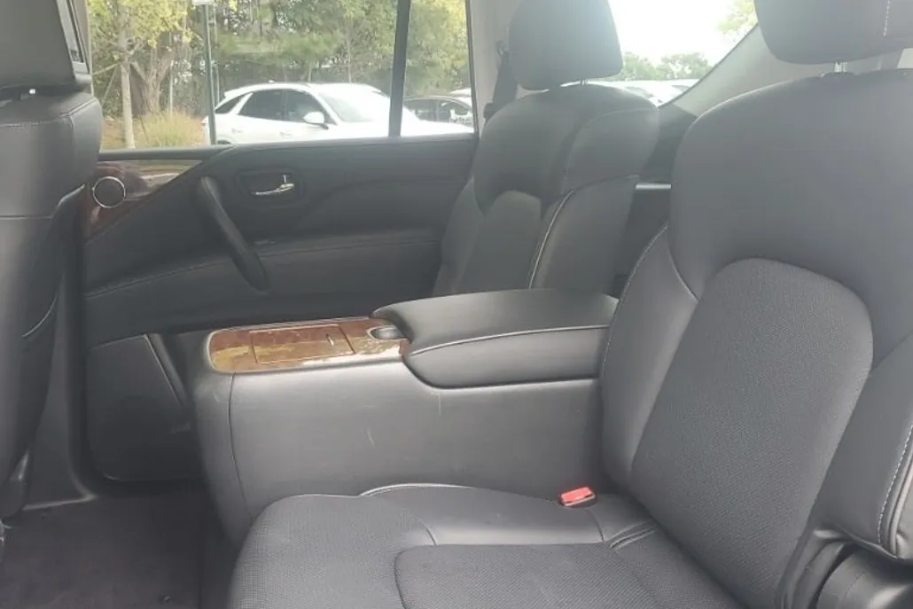2018 Infiniti QX80 Base photo 1