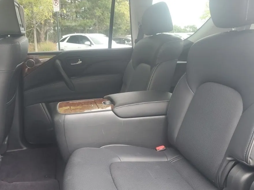 2018 Infiniti QX80 Base photo 1