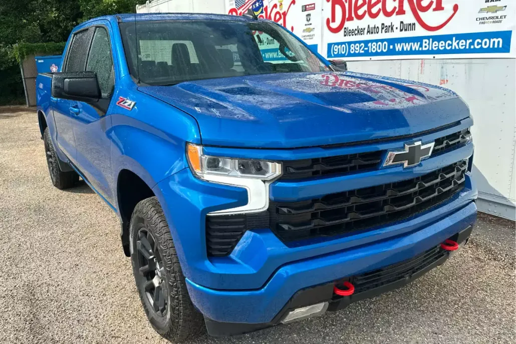 2022 Chevrolet Silverado 1500 RST photo 1