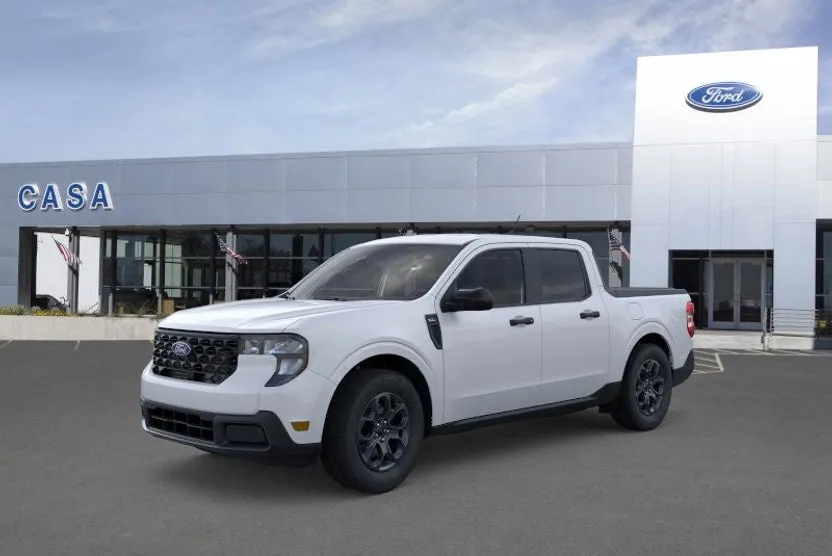 2025 Ford Maverick XLT photo 1