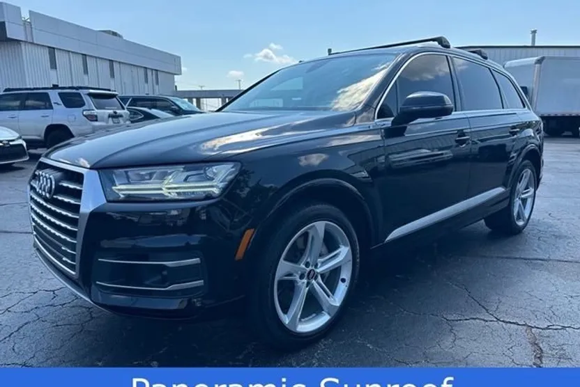 2019 Audi Q7 55 Prestige photo 1