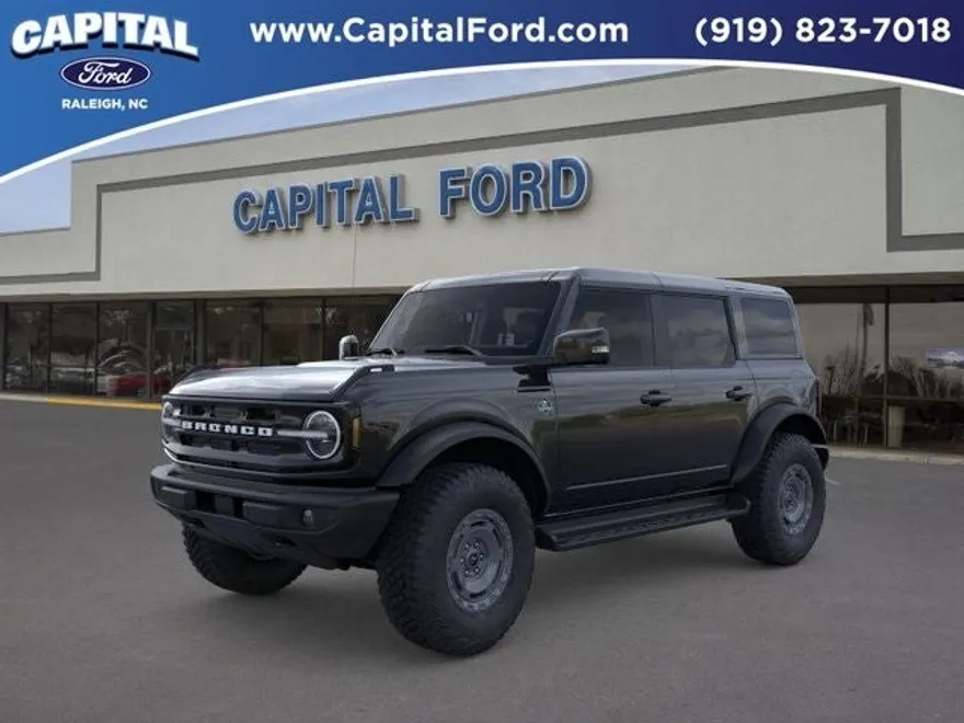 2025 Ford Bronco Outer Banks photo 1