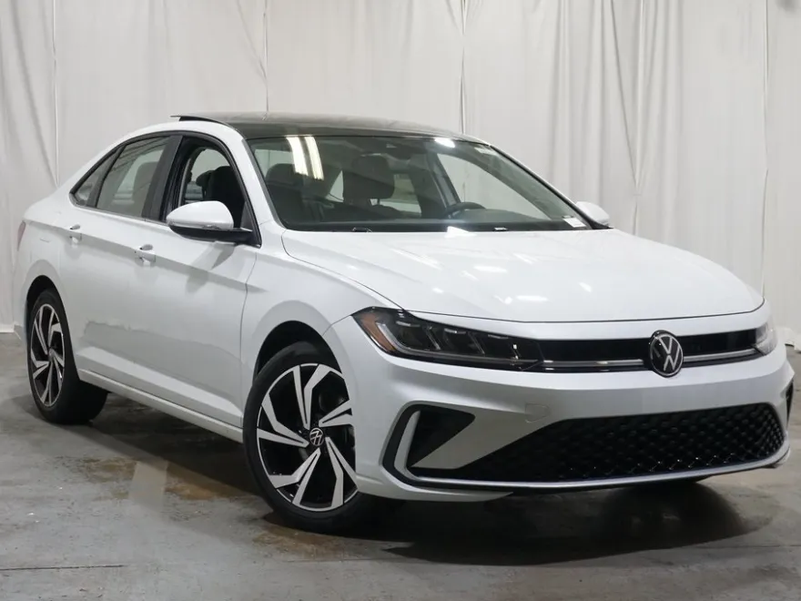 2025 Volkswagen Jetta 1.5T SEL photo 1