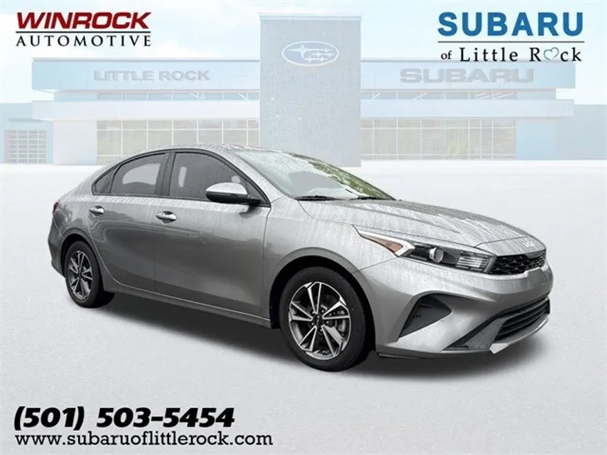 2022 Kia Forte LXS photo 1