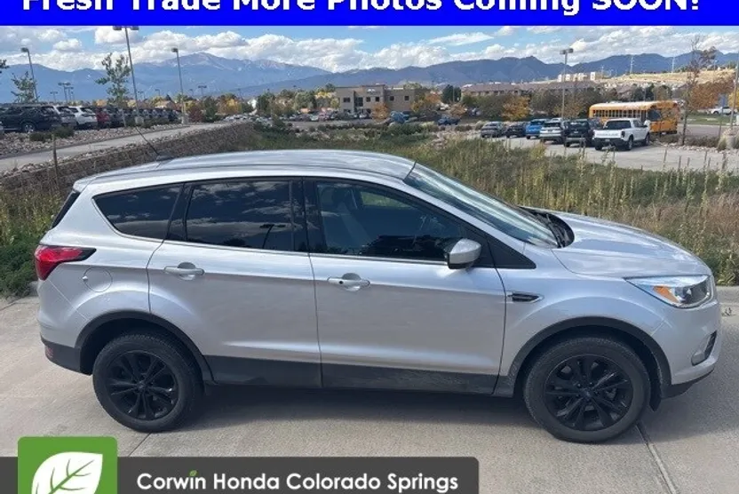 2019 Ford Escape SE photo 1