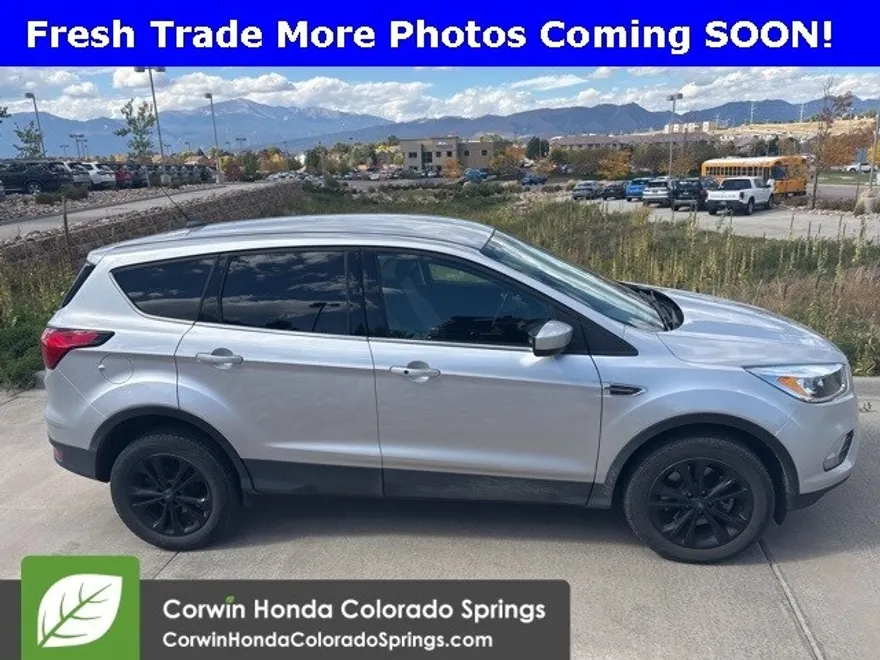 2019 Ford Escape SE photo 1