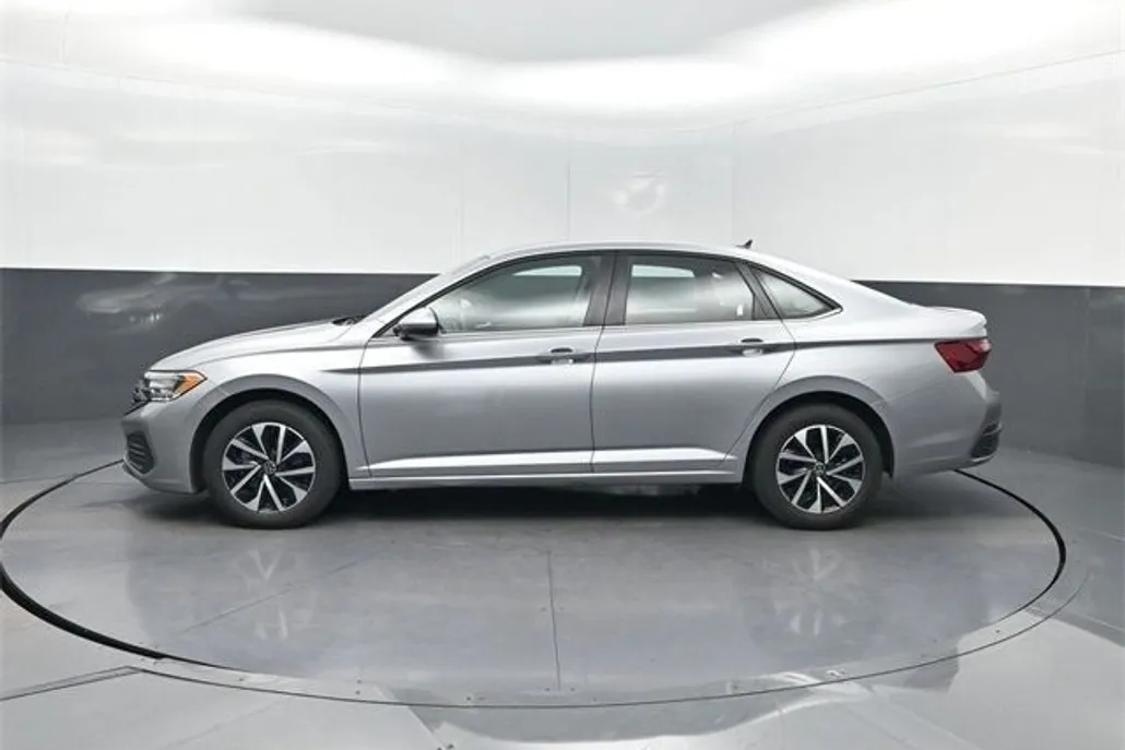 2024 Volkswagen Jetta 1.5T S photo 1