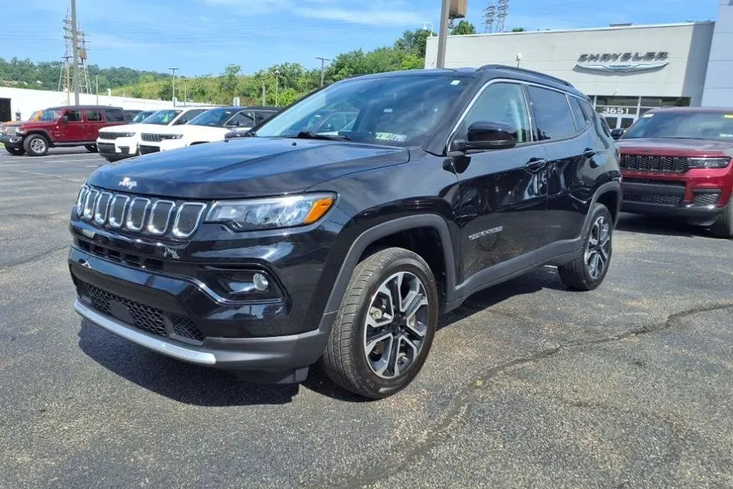 2022 Jeep Compass Limited photo 1