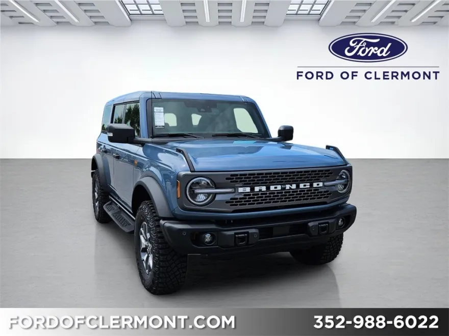 2025 Ford Bronco Badlands photo 1