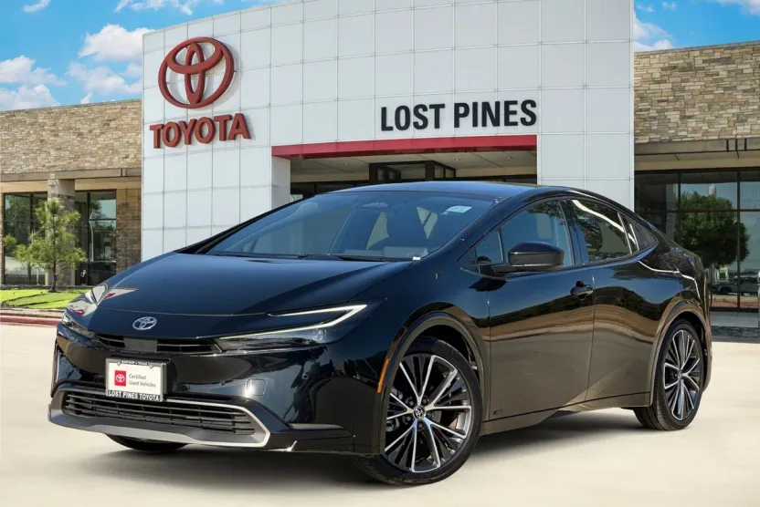 2023 Toyota Prius Limited photo 1