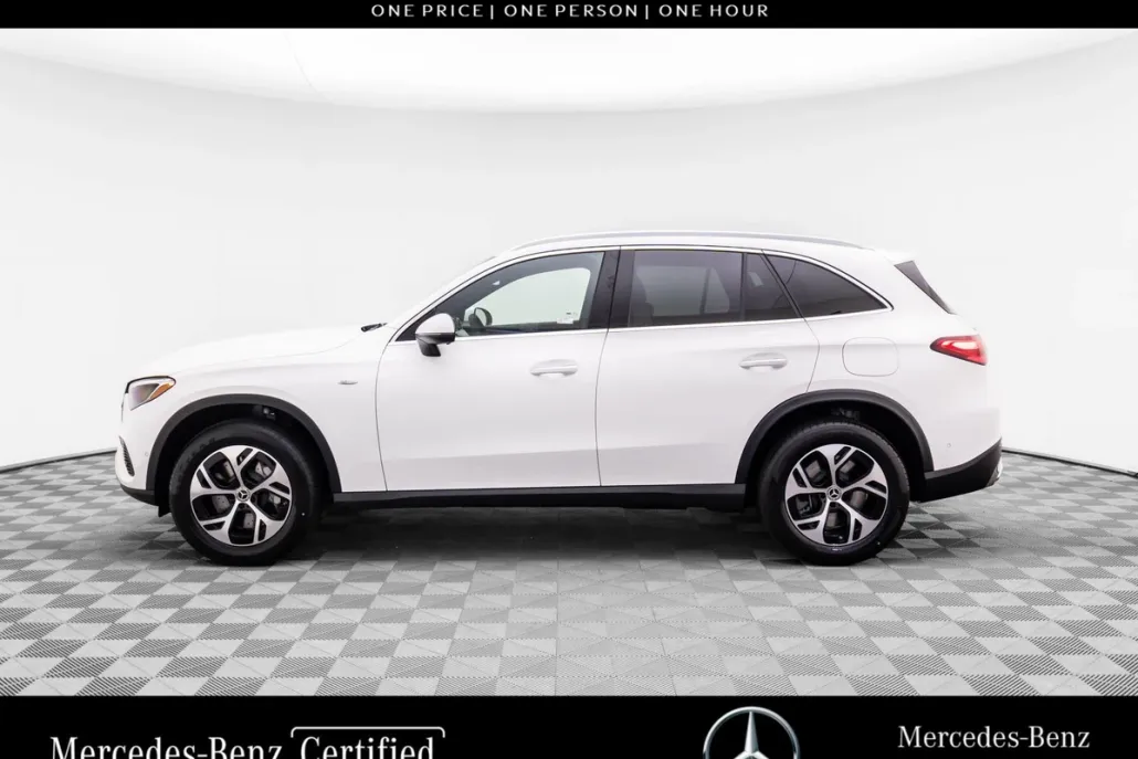 2025 Mercedes Benz GLC 350e 4MATIC photo 1