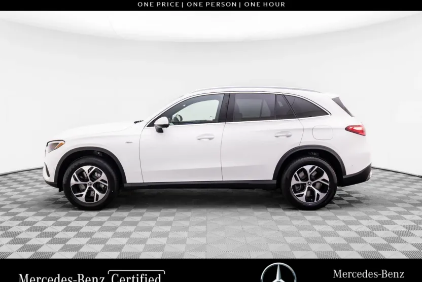 2025 Mercedes Benz GLC 350e 4MATIC photo 1