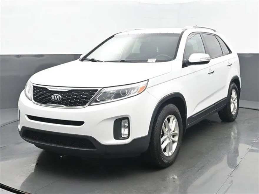 2015 Kia Sorento LX photo 1