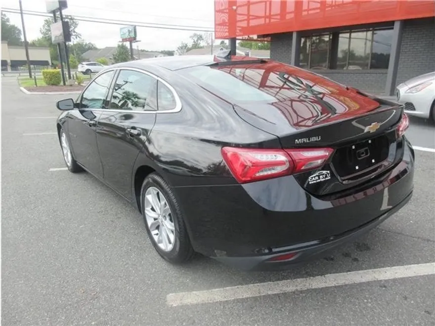 2020 Chevrolet Malibu 1LT photo 1