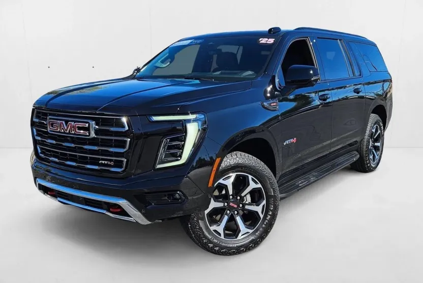 2025 Gmc Yukon XL AT4 photo 1