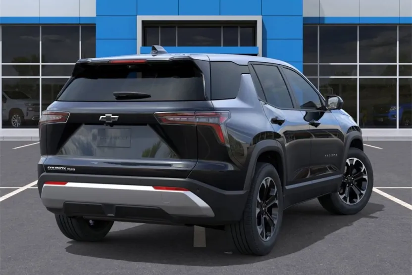 2026 Chevrolet Equinox LT photo 1