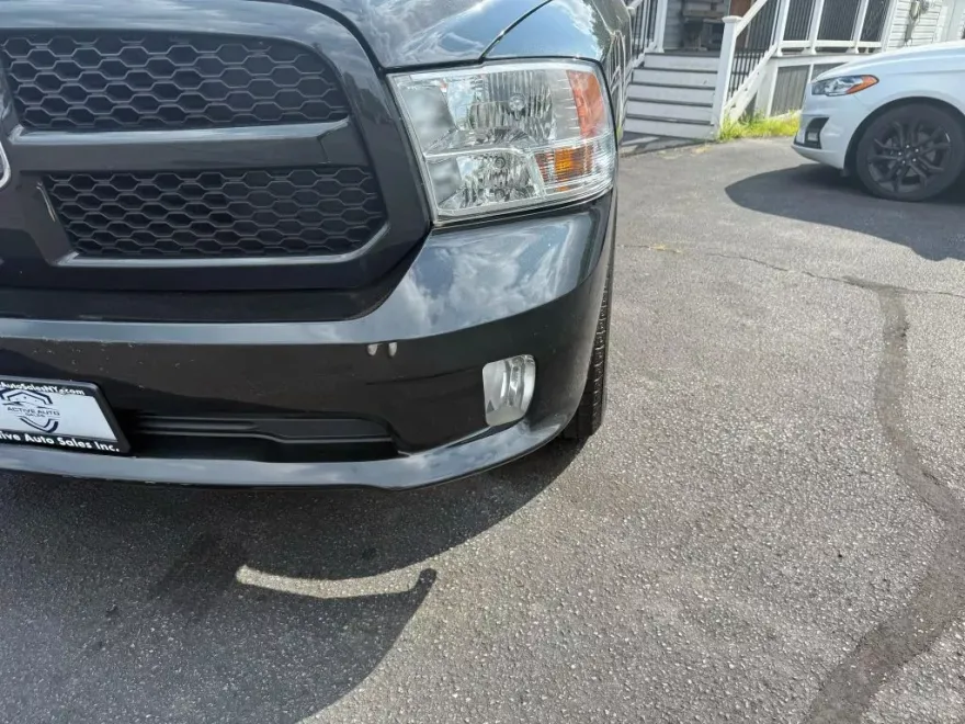 2018 Ram 1500 Express photo 1