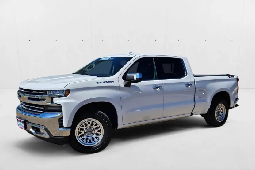 2020 Chevrolet Silverado 1500 LTZ photo 1