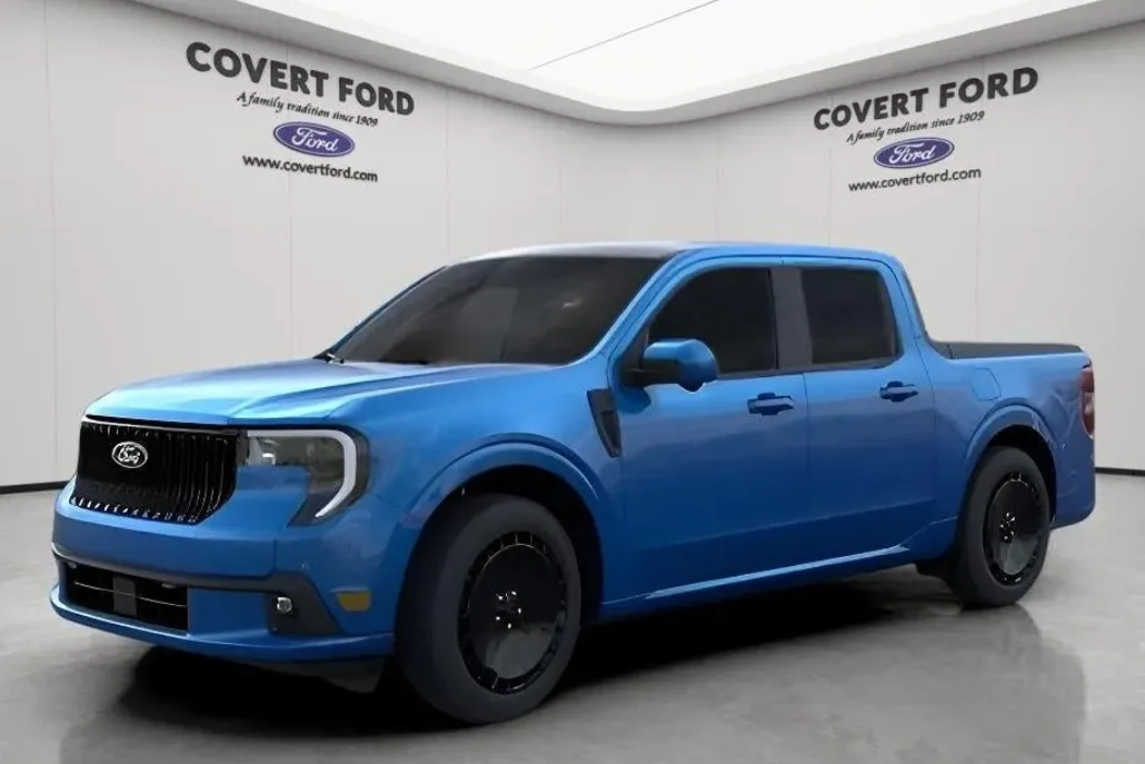 2025 Ford Maverick photo 1