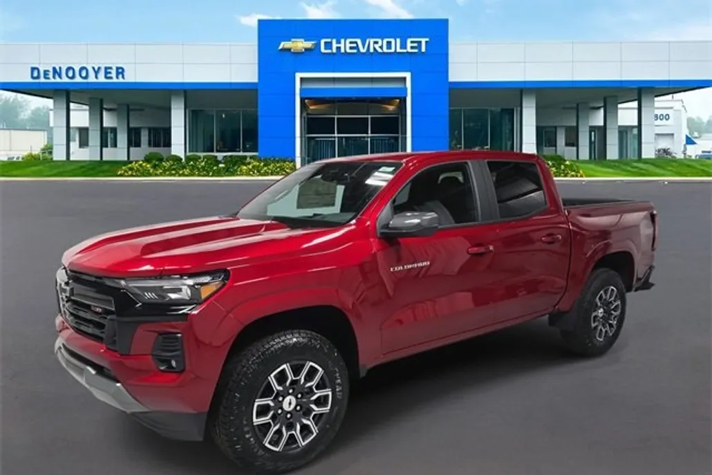 2025 Chevrolet Colorado Z71 photo 1