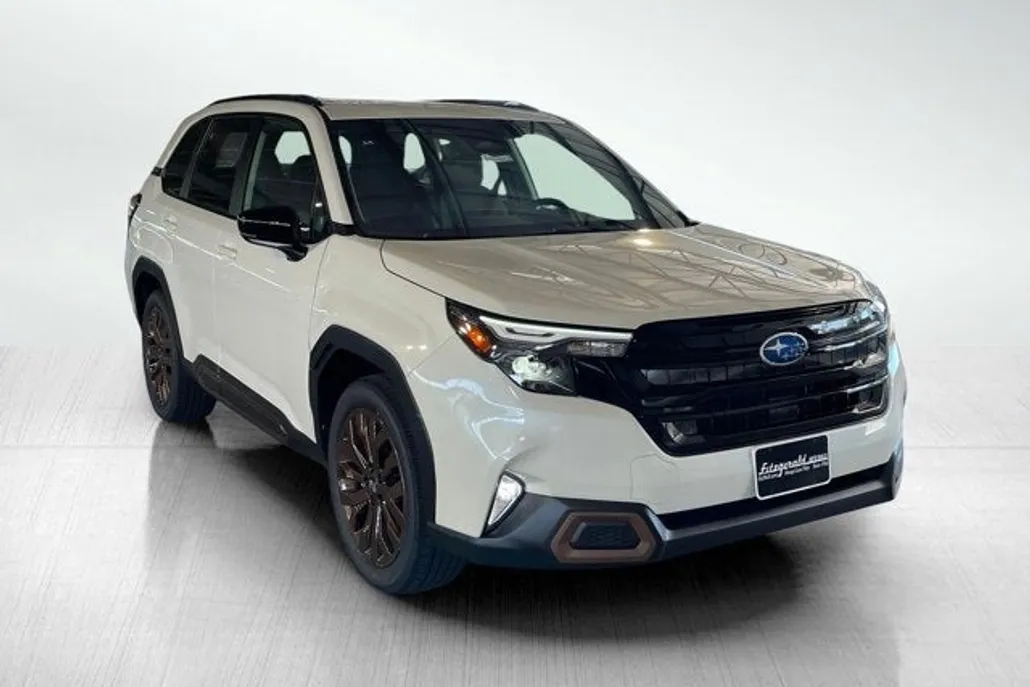2025 Subaru Forester Sport photo 1