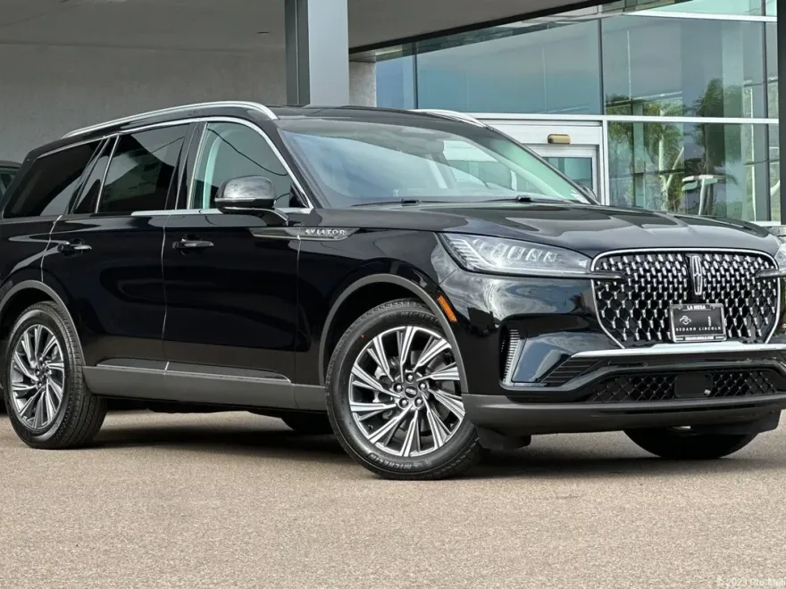 2025 Lincoln Aviator Premiere photo 1