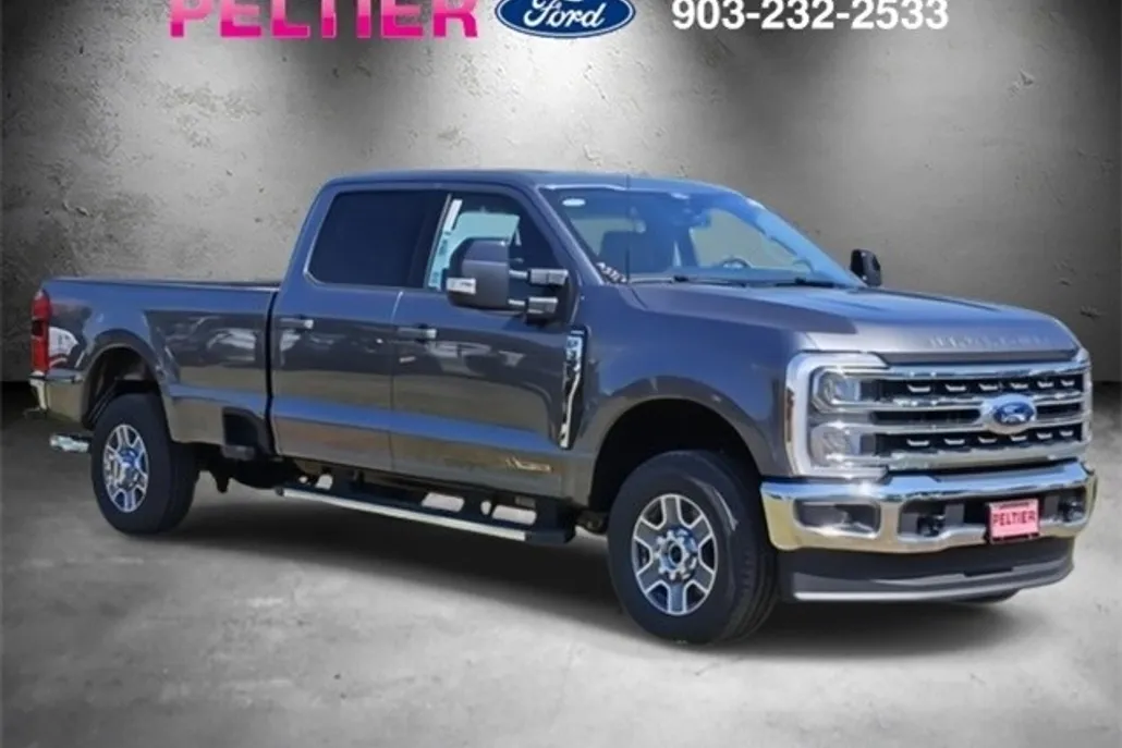 2026 Ford F-350 Lariat photo 1